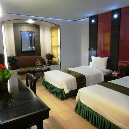 Bp Grand Suite Hotel Hat Yai Bagian luar foto