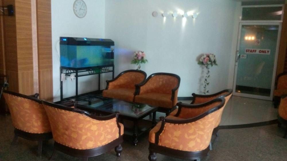 Bp Grand Suite Hotel Hat Yai Bagian luar foto