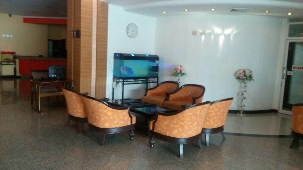 Bp Grand Suite Hotel Hat Yai Bagian luar foto
