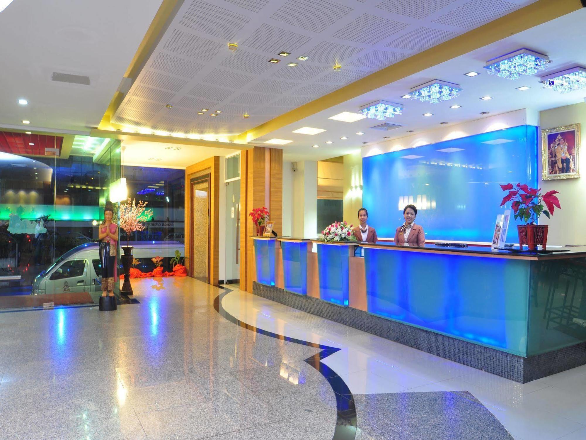 Bp Grand Suite Hotel Hat Yai Bagian luar foto